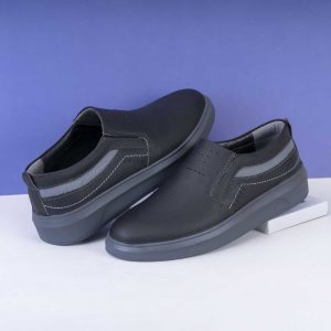 کفش طبی مردانه چرم طبیعی مدل آلیابدون بند مشکی